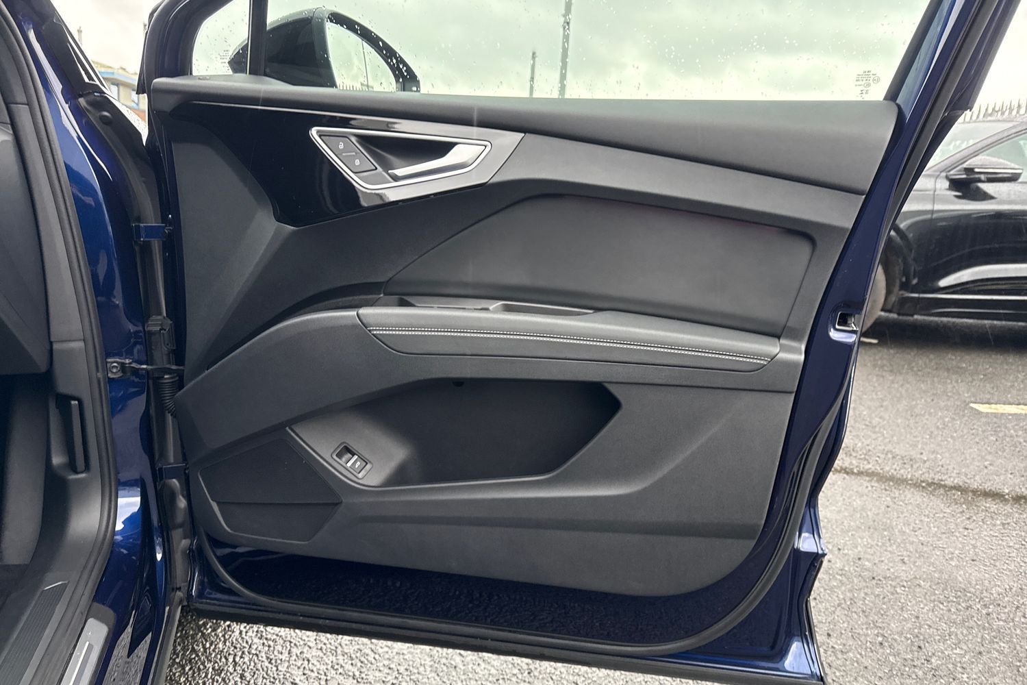 Used Audi Q4 e-tron 2024 for sale - 77236026: Photo 48