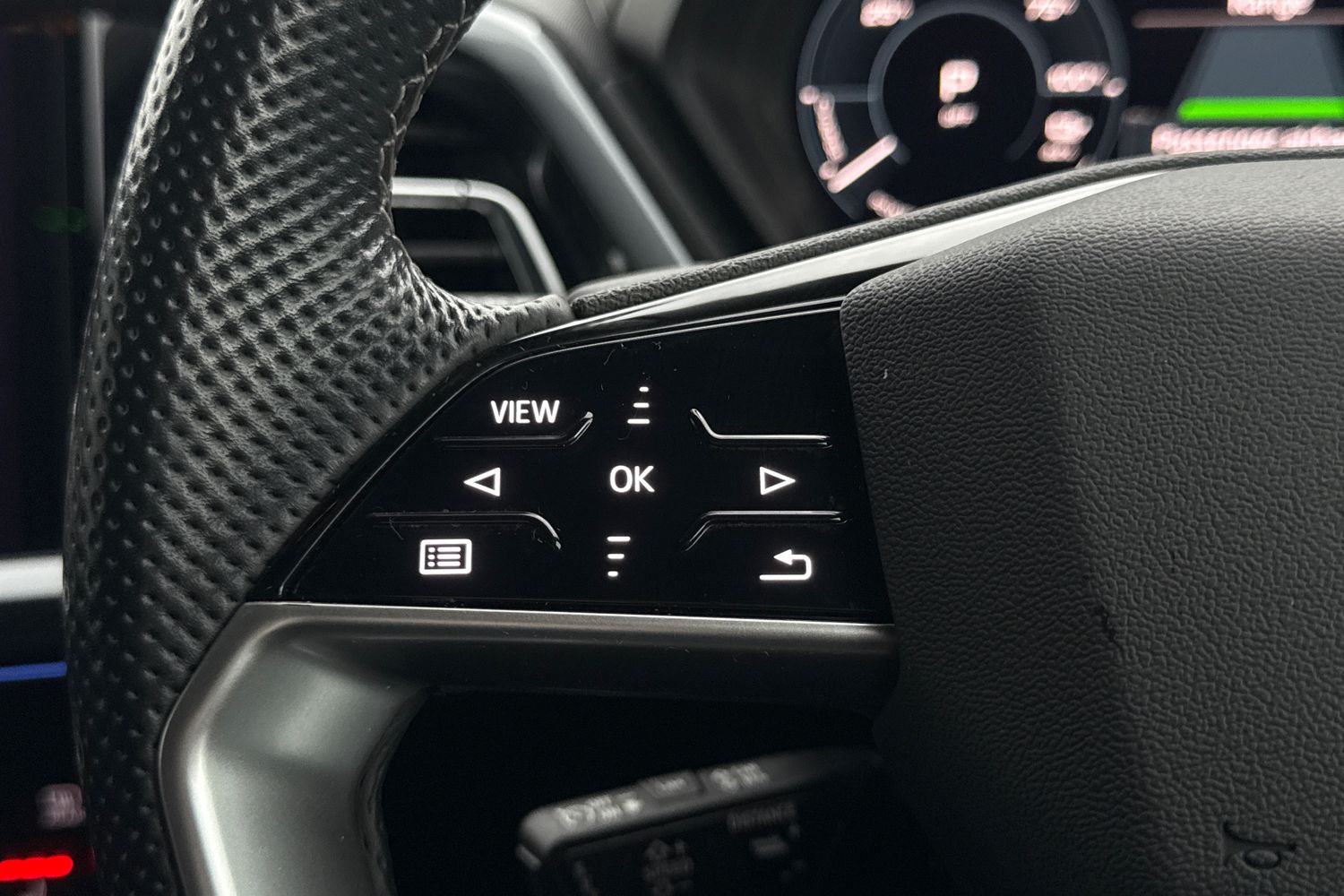 Used Audi Q4 e-tron 2024 for sale - 77236026: Photo 51