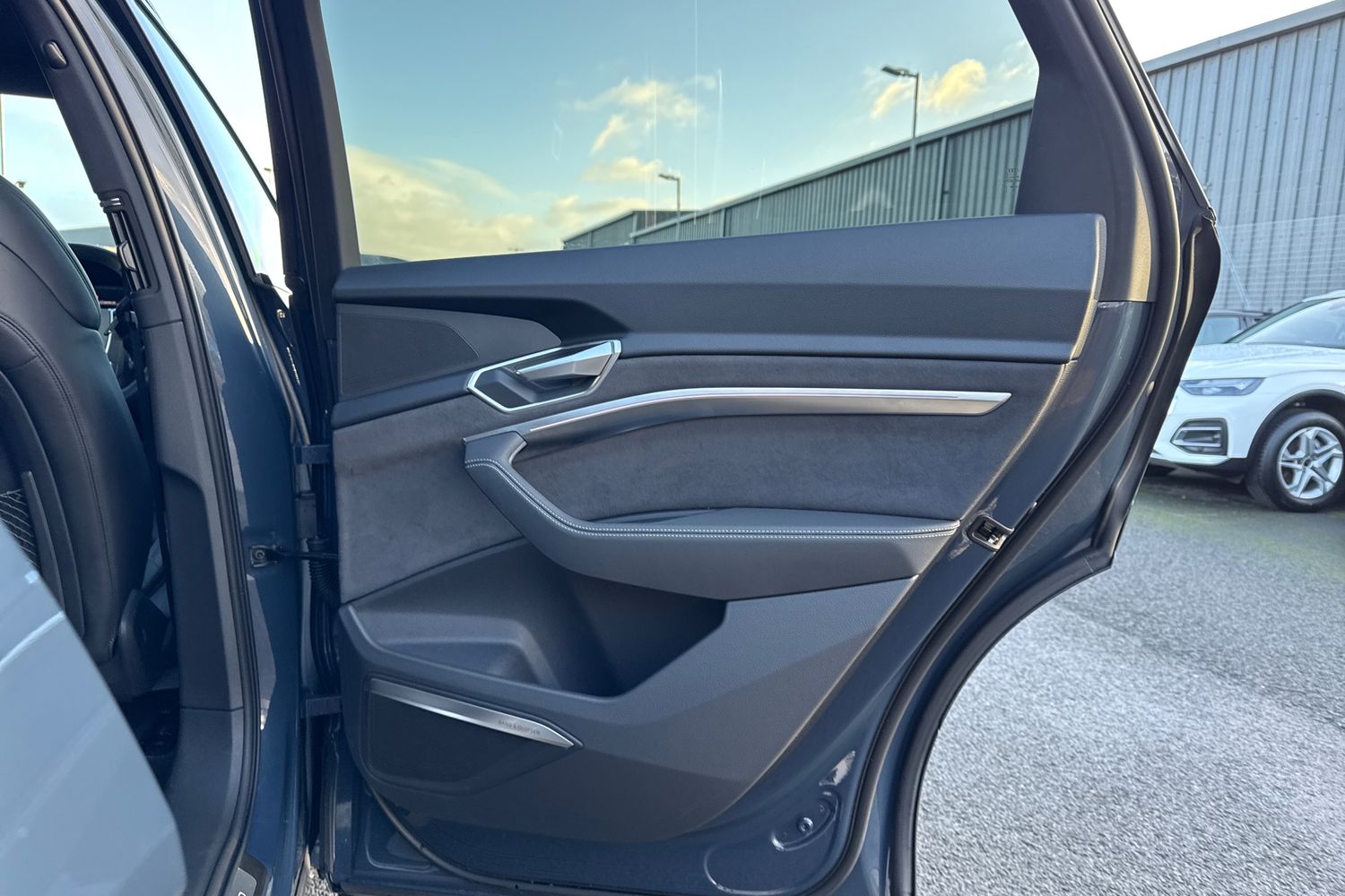 Used Audi e-tron 2022 for sale - 76641765: Photo 43