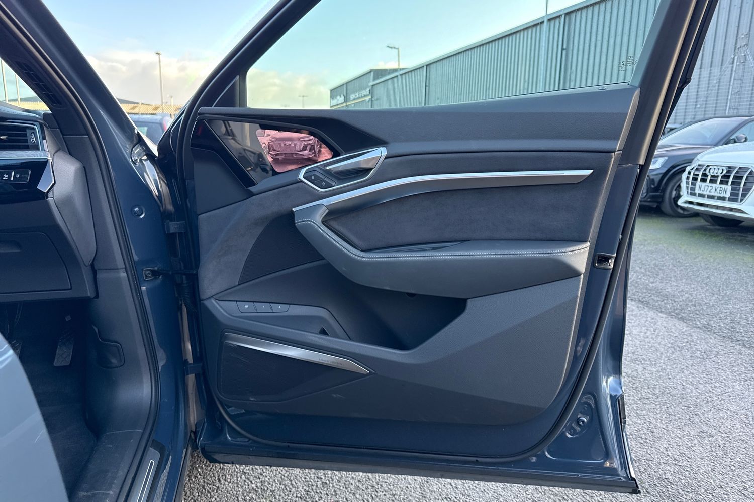 Used Audi e-tron 2022 for sale - 76641765: Photo 47