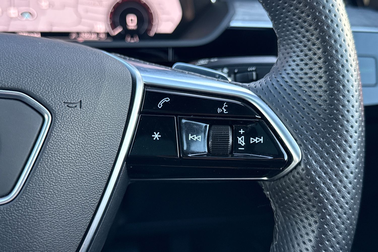 Used Audi e-tron 2022 for sale - 76641765: Photo 52