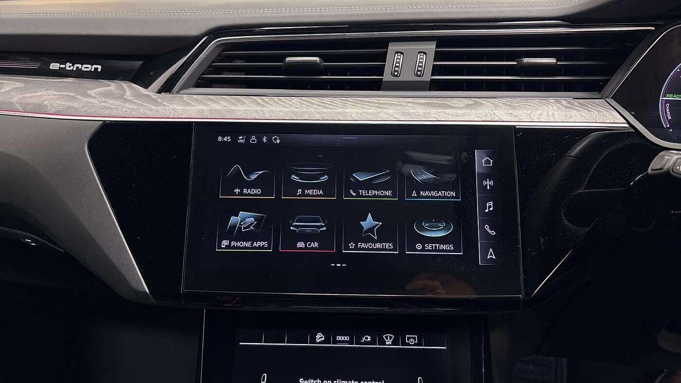 Used Audi e-tron 2022 for sale - 76641765: Photo 7