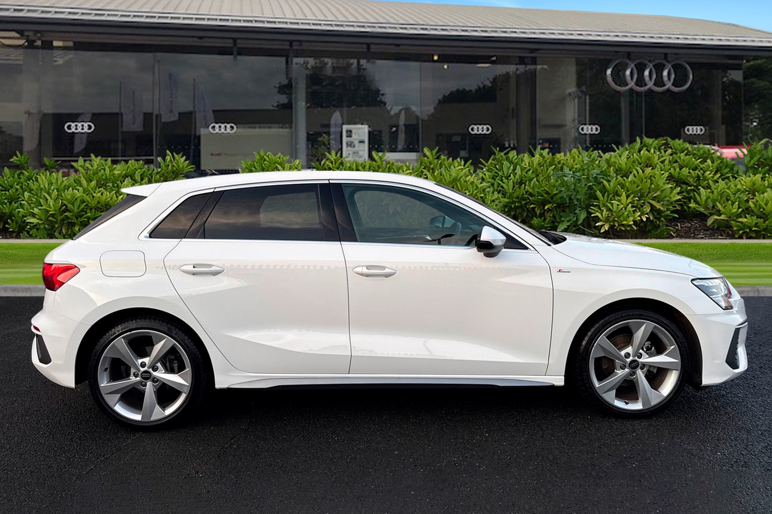 Used Audi A3 2024 for sale - 77032401: Photo 3