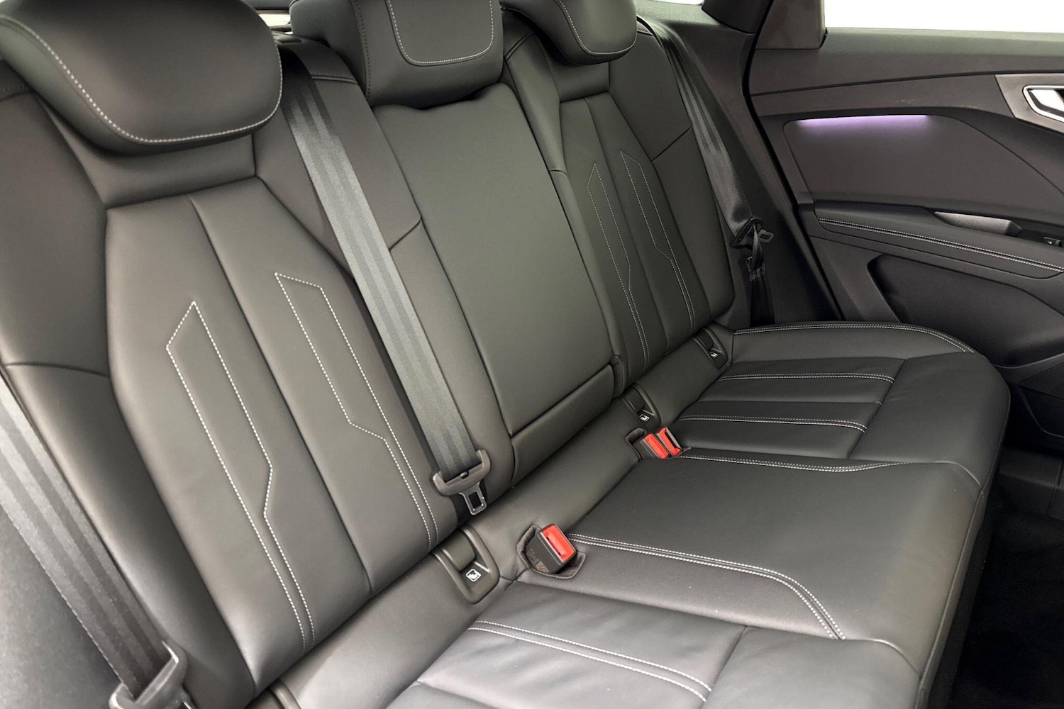 Used Audi Q4 e-tron 2024 for sale - 77161401: Photo 8