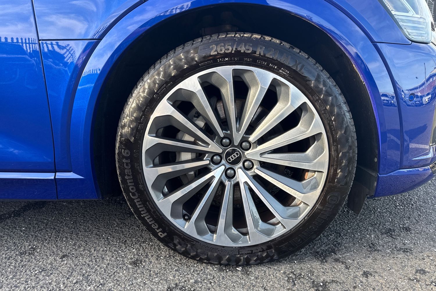 Used Audi Q8 e-tron 2023 for sale - 77535330: Photo 13