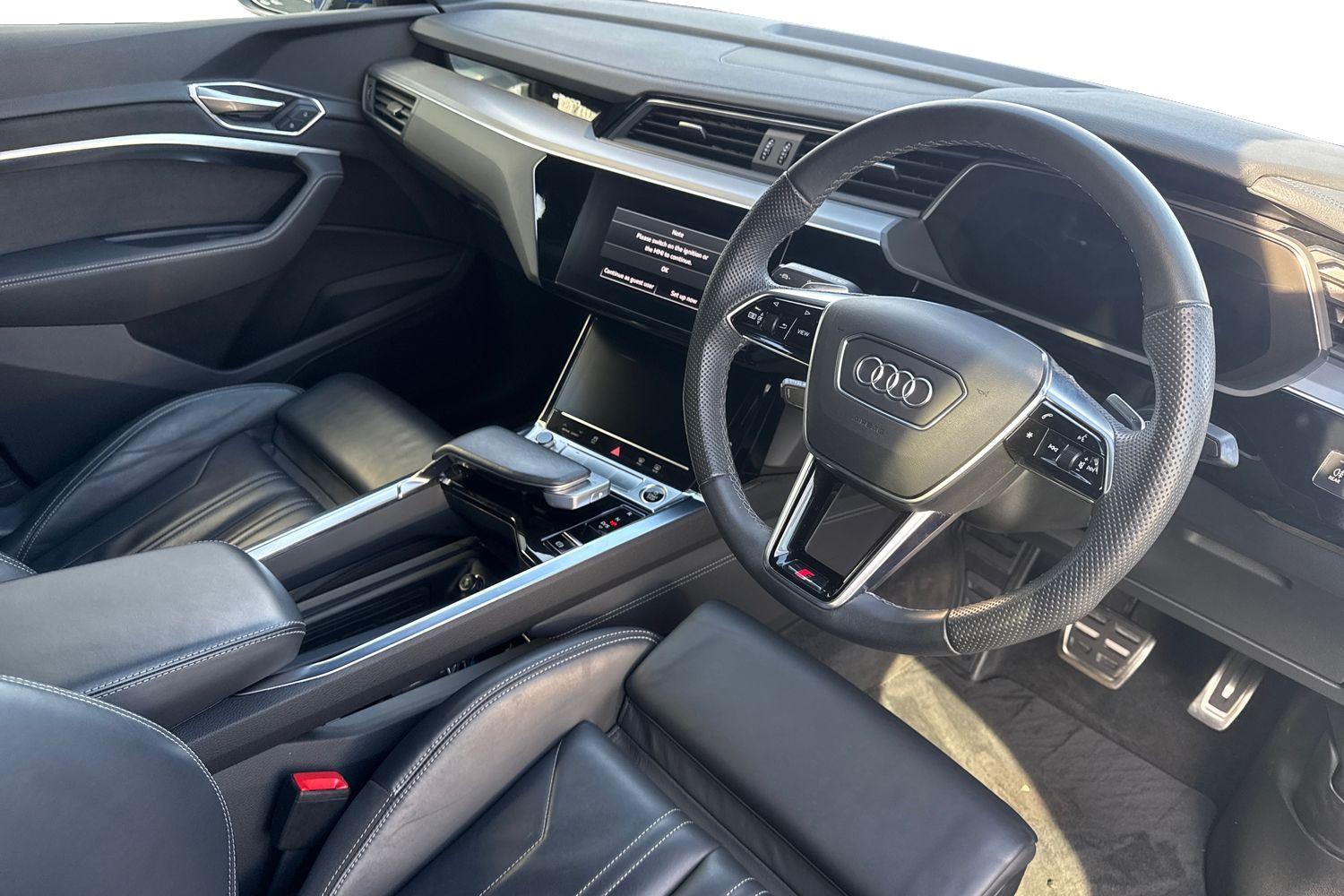 Used Audi Q8 e-tron 2023 for sale - 77535330: Photo 14