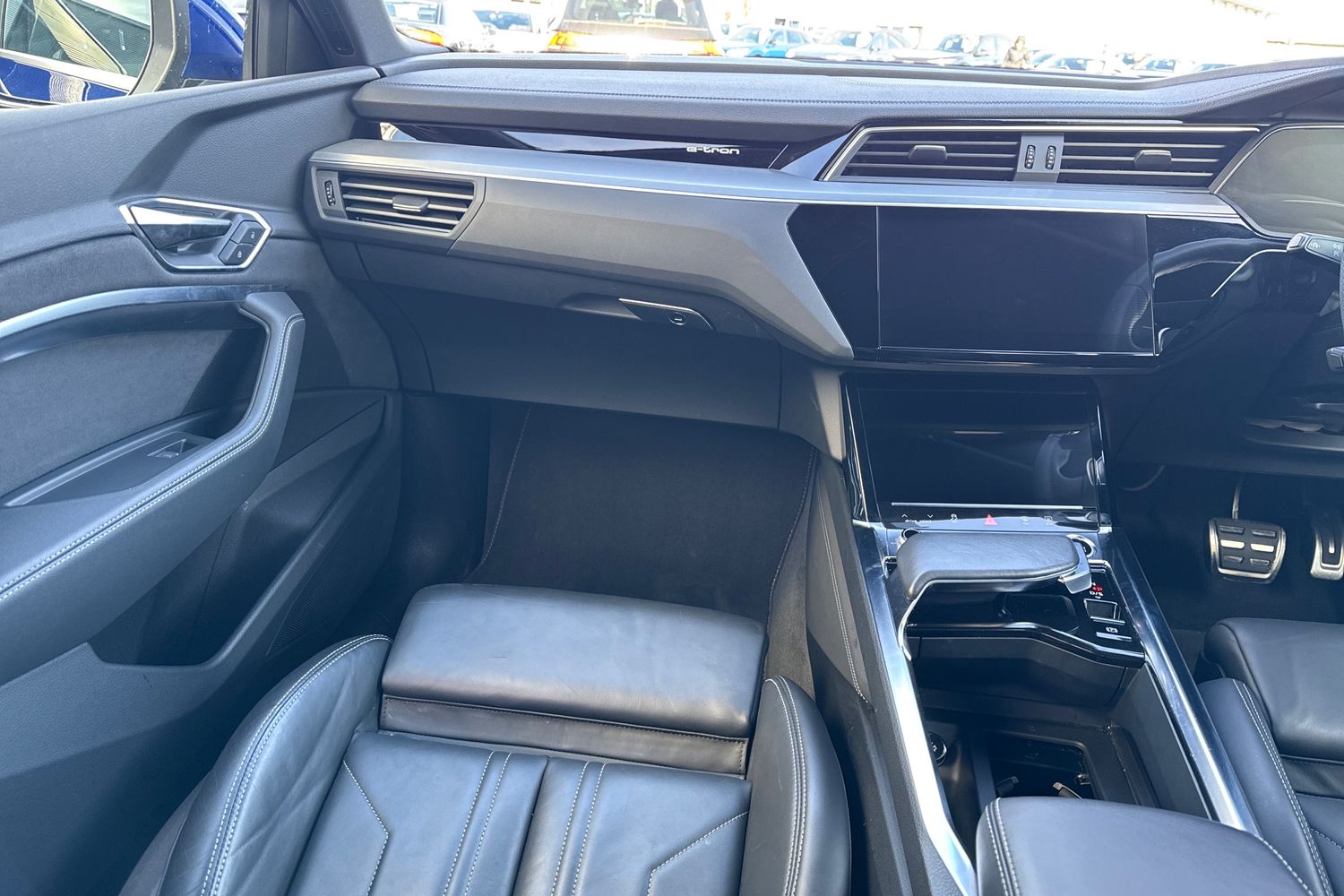 Used Audi Q8 e-tron 2023 for sale - 77535330: Photo 20