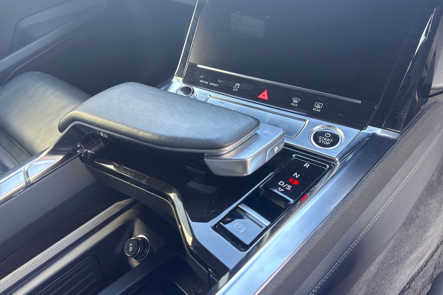 Used Audi Q8 e-tron 2023 for sale - 77535330: Photo 23