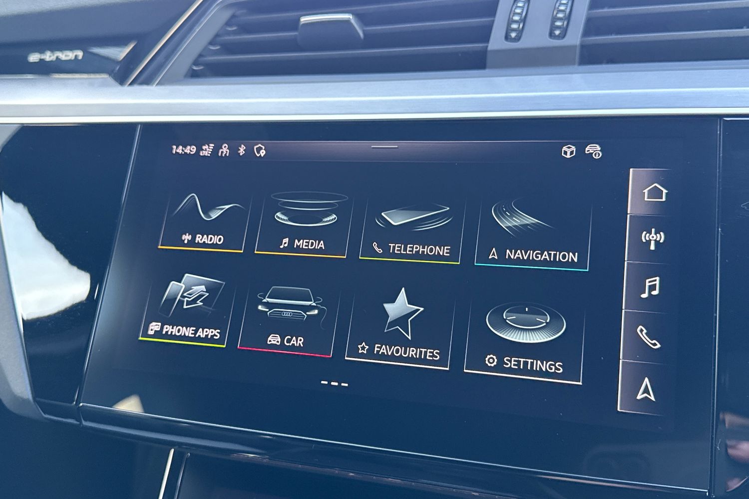 Used Audi Q8 e-tron 2023 for sale - 77535330: Photo 48