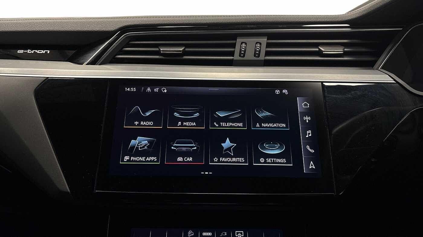 Used Audi Q8 2023 for sale - 77535330: Photo 8