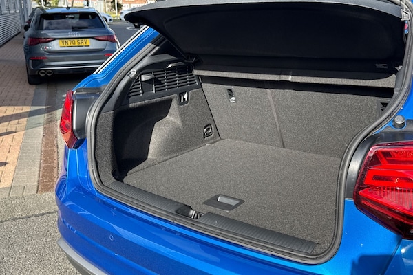 Used Audi Q2 2020 for sale - 76045562: Photo 35