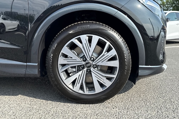 Used Audi Q4 e-tron 2025 for sale - 76346565: Photo 10