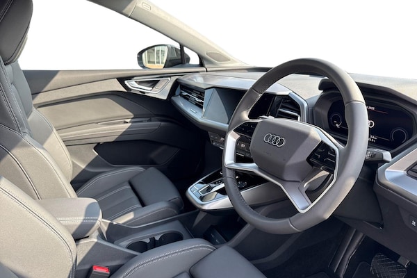 Used Audi Q4 e-tron 2025 for sale - 76346565: Photo 13