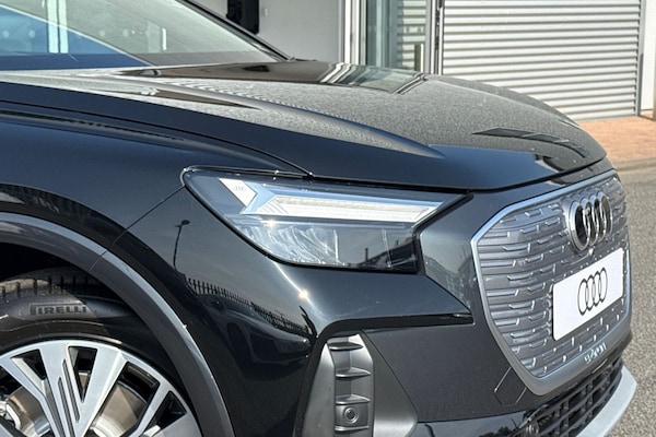 Used Audi Q4 e-tron 2025 for sale - 76346565: Photo 8