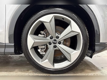 Used Audi Q4 e-tron 2024 for sale - 76385420: Photo