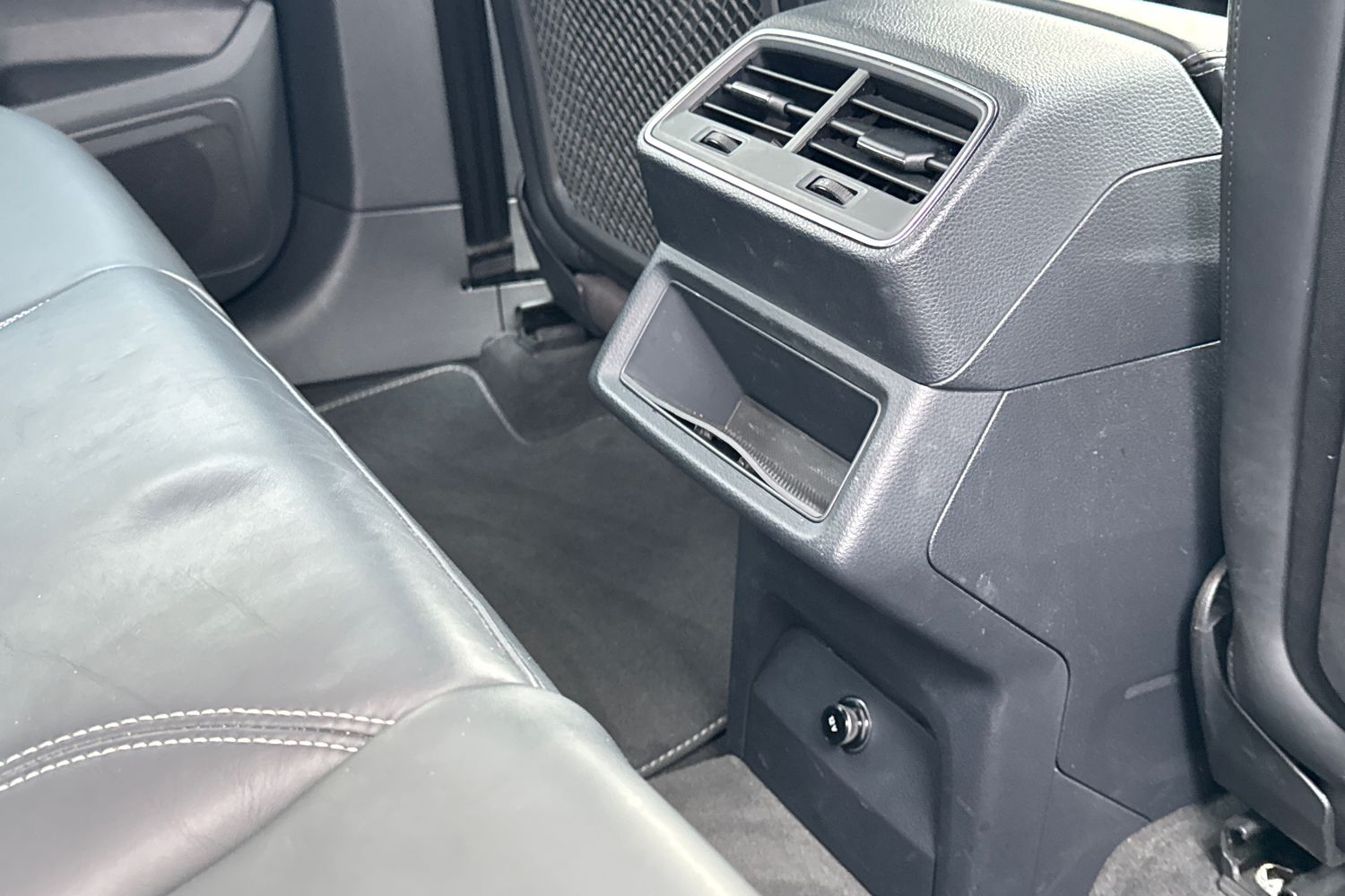 Used Audi Q8 e-tron 2024 for sale - 77368672: Photo 40