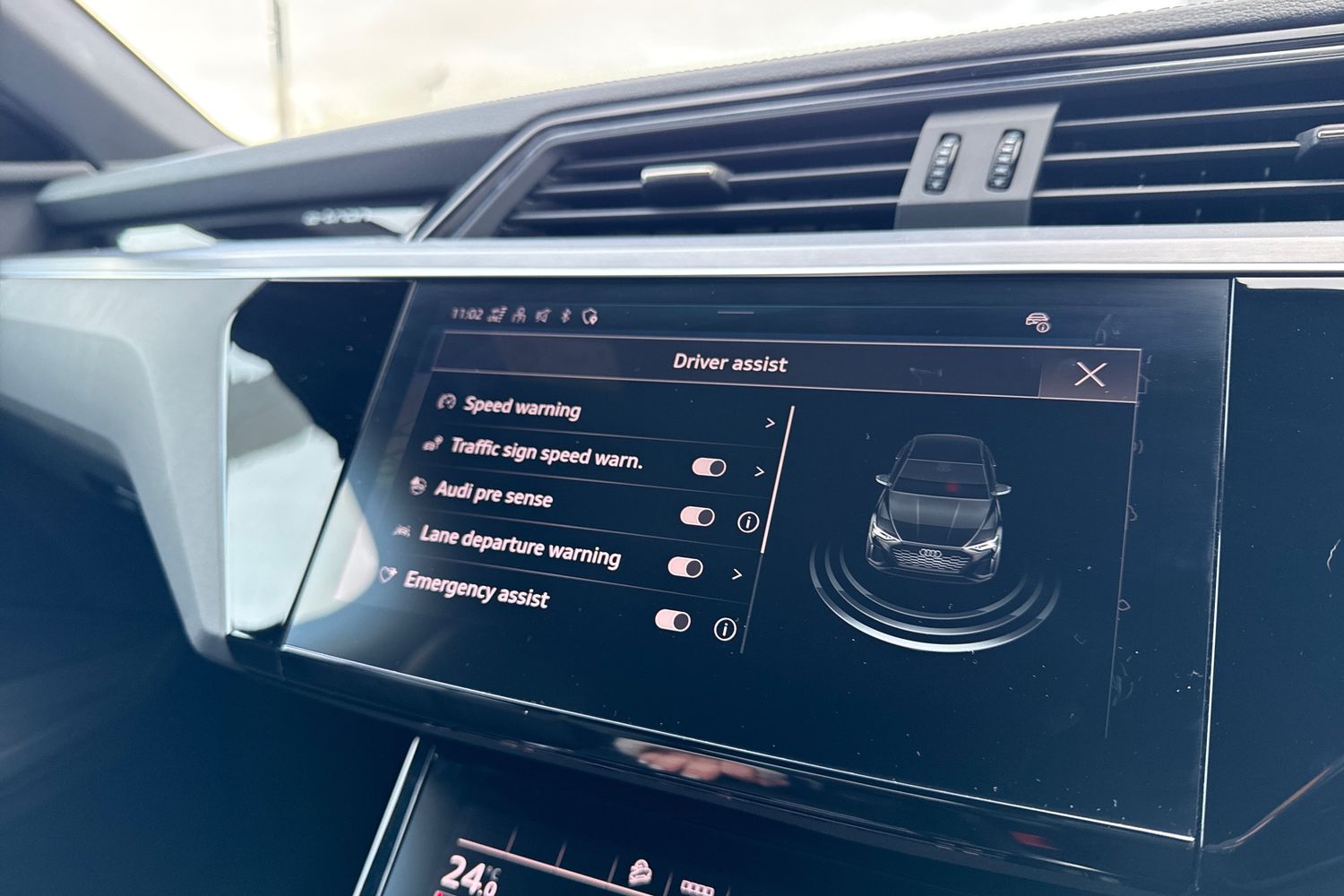 Used Audi Q8 e-tron 2024 for sale - 77368672: Photo 57