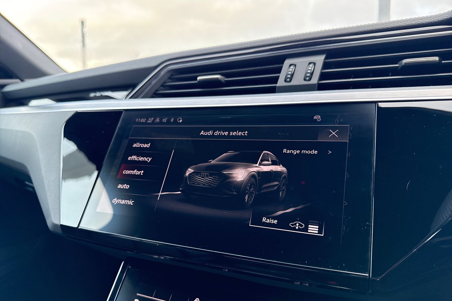 Used Audi Q8 e-tron 2024 for sale - 77368672: Photo 58