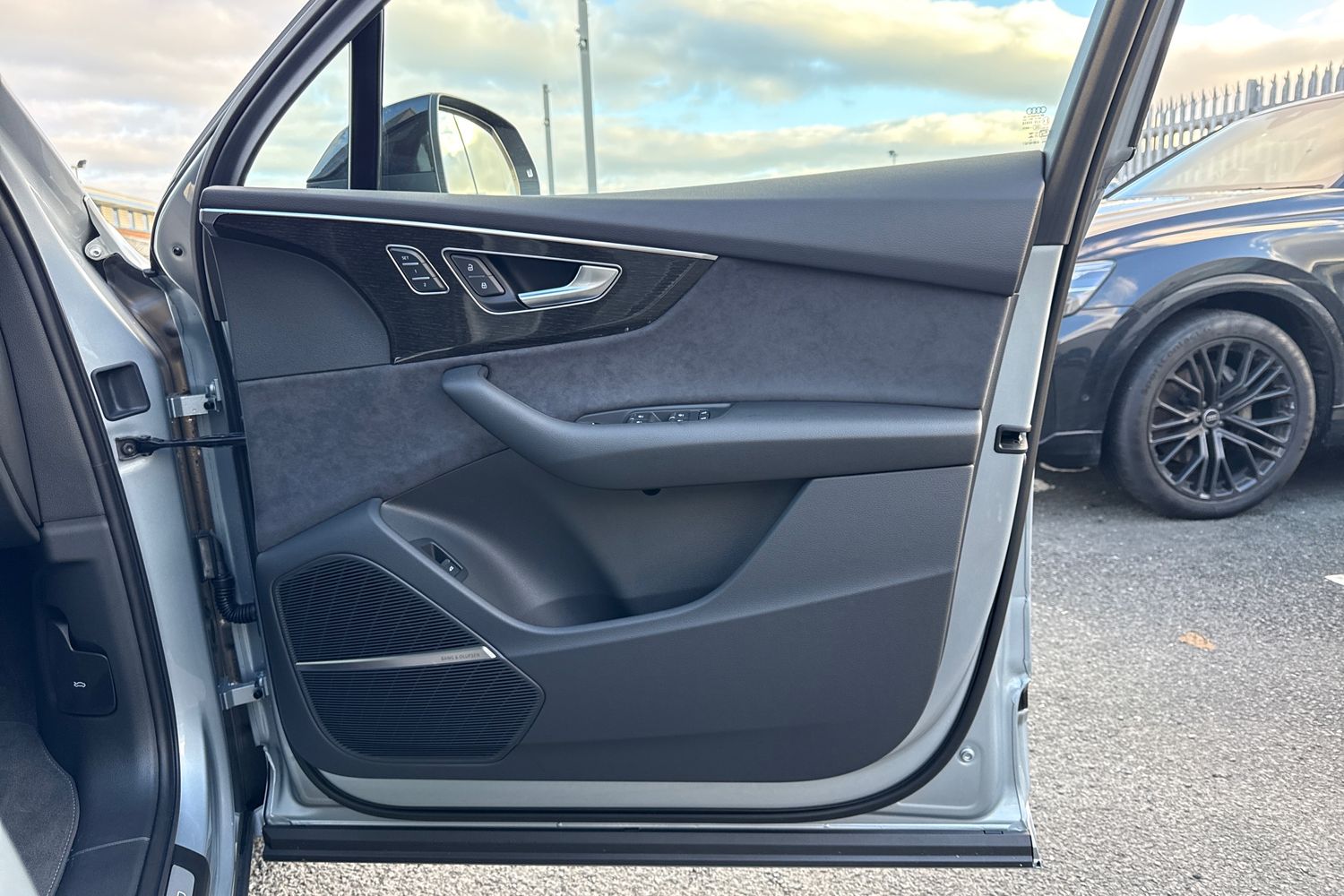 Used Audi Q7 2025 for sale - 77085095: Photo 46