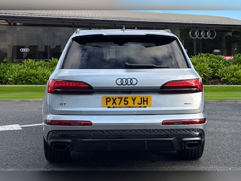 Used Audi Q7 2025 for sale - 77085095: Photo