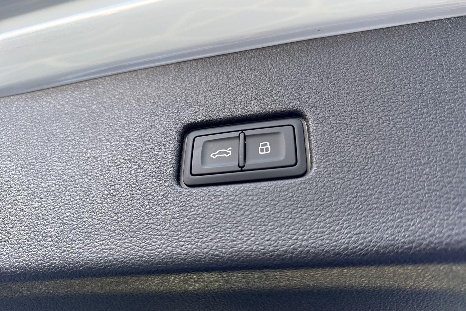 Used Audi Q8 2025 for sale - 76535303: Photo 36