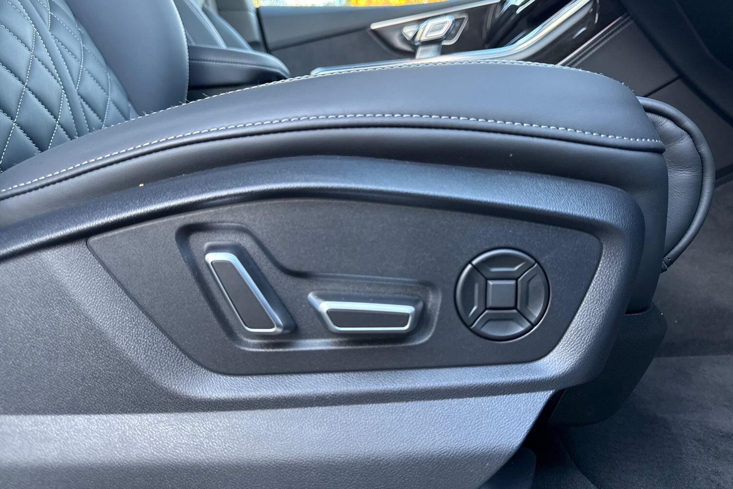 Used Audi Q8 2025 for sale - 76535303: Photo 50