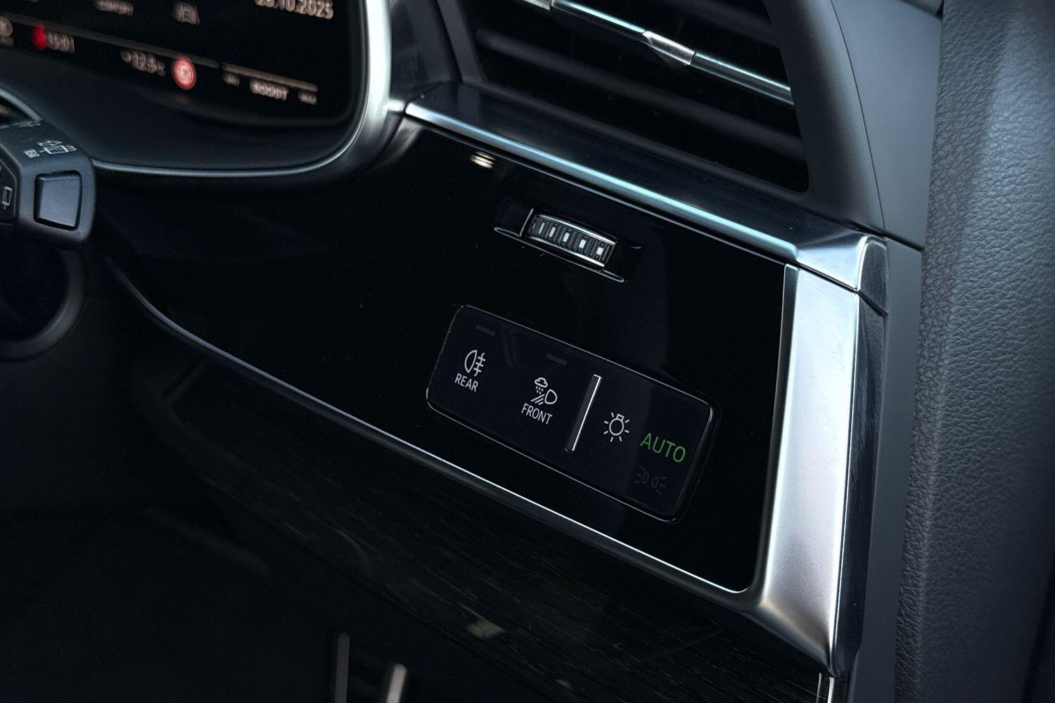 Used Audi Q8 2025 for sale - 76535303: Photo 51