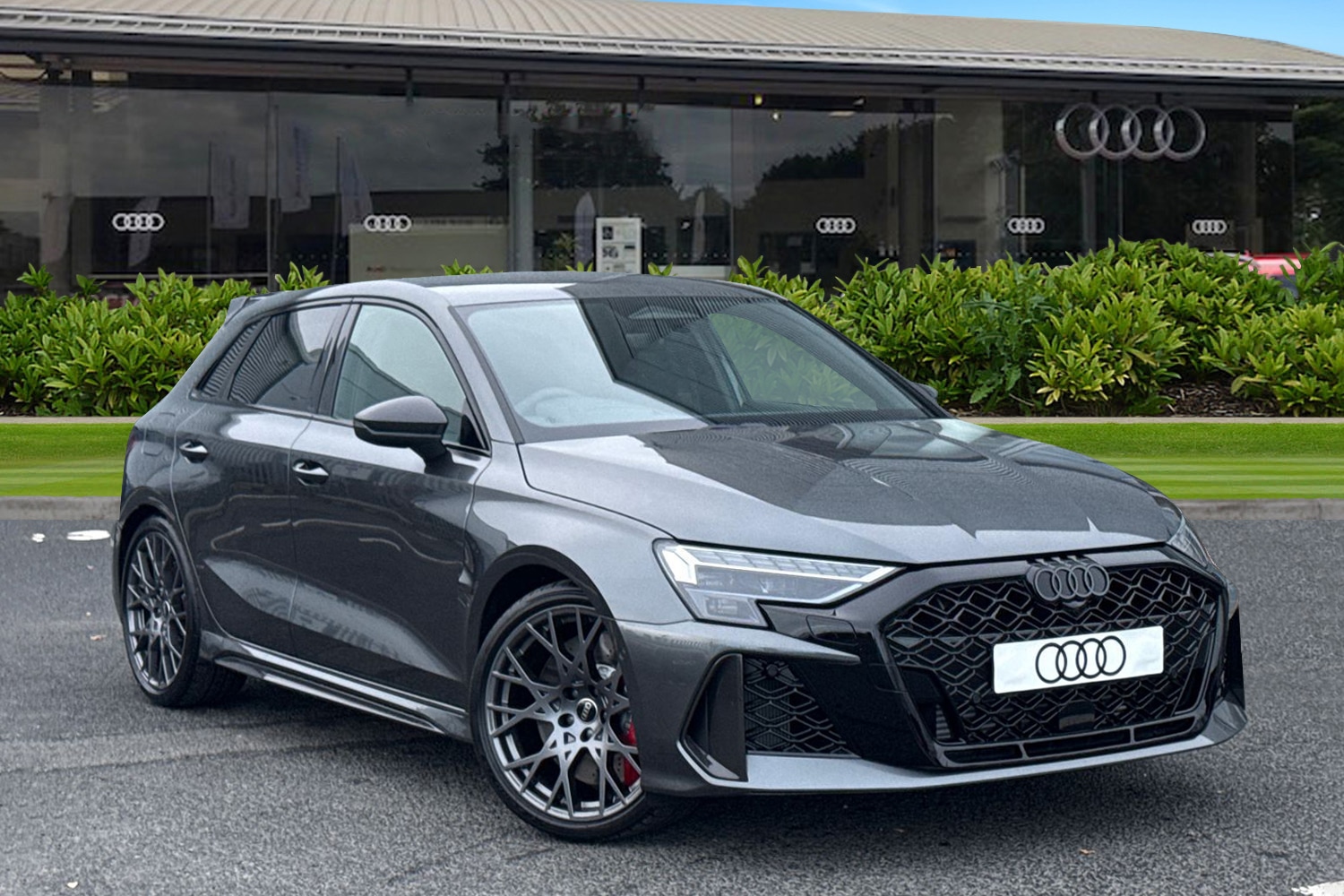 Used Audi RS3 2025 for sale - 76334398: Photo 1