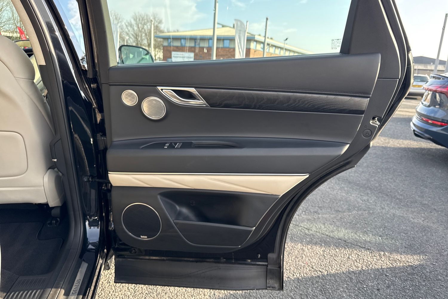 Used Genesis GV80 2023 for sale - 78092037: Photo 43