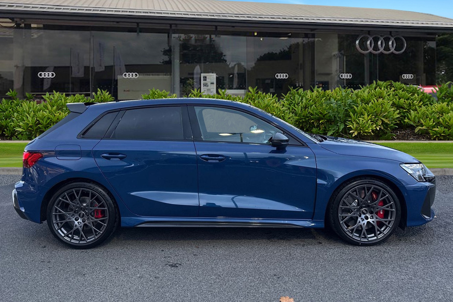 Used Audi RS3 2025 for sale - 76820151: Photo 3