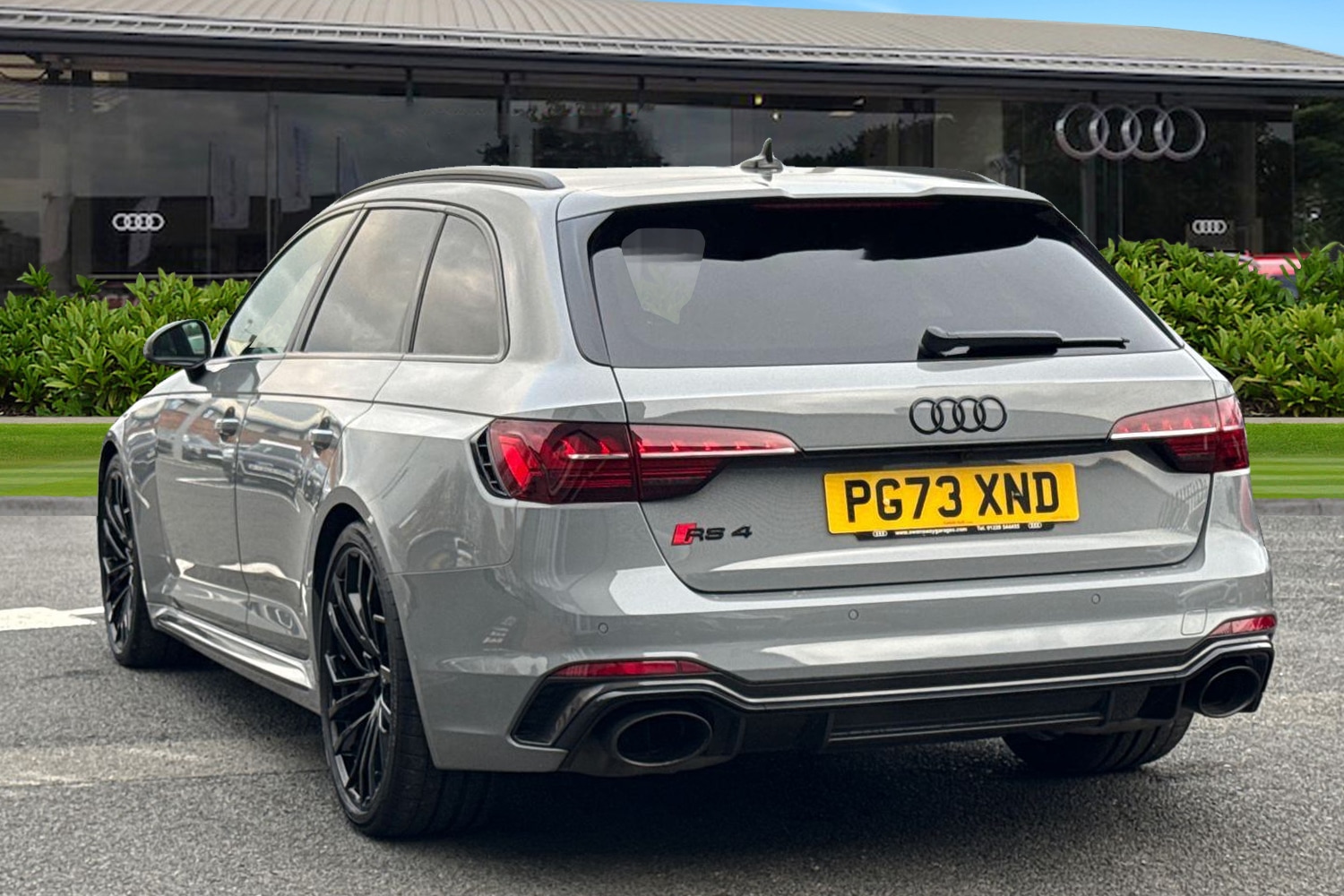 Used Audi RS4 2023 for sale - 77368464: Photo 2