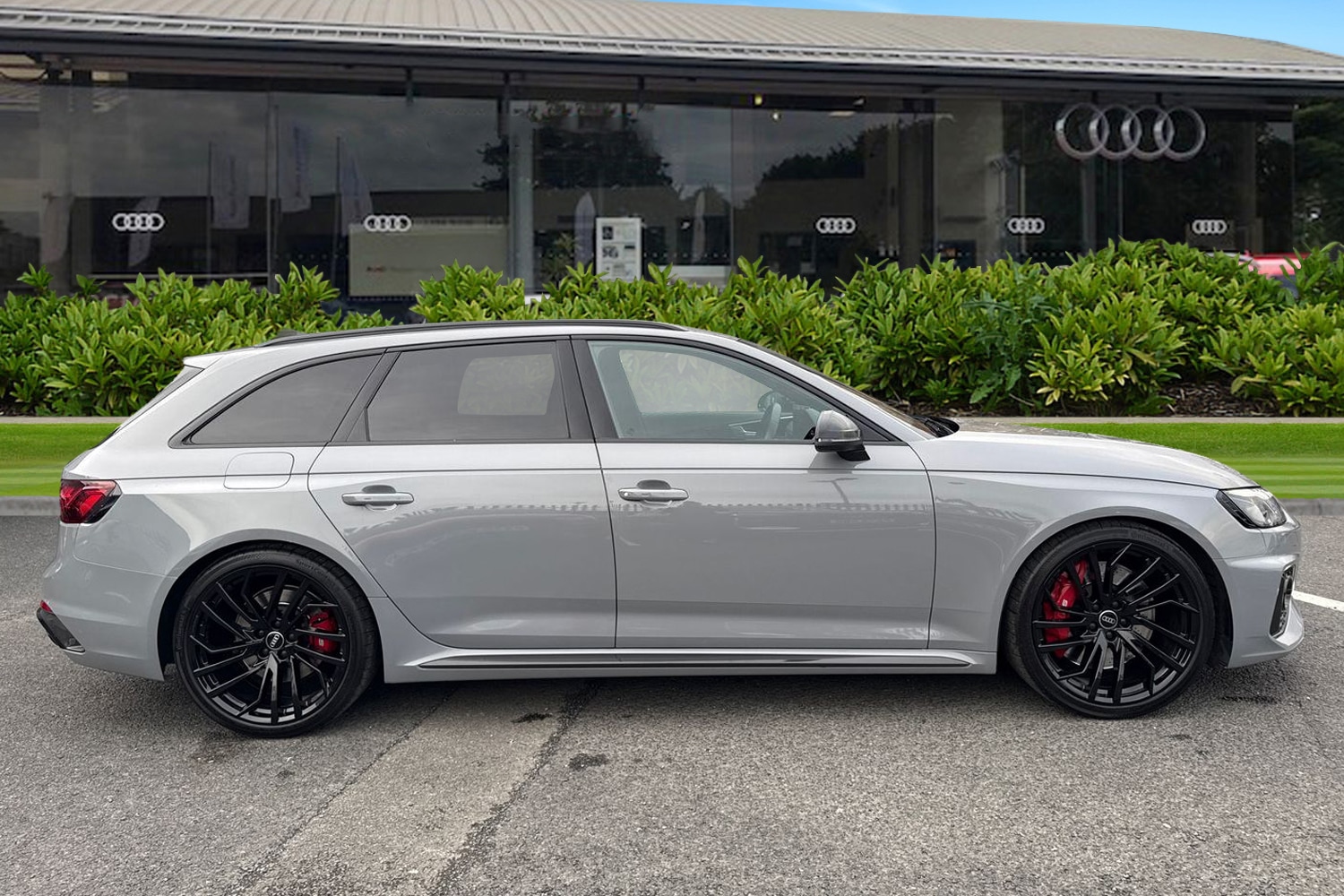 Used Audi RS4 2023 for sale - 77368464: Photo 3