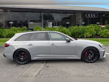 Used Audi RS4 Avant 2023 for sale - 77368464: Photo