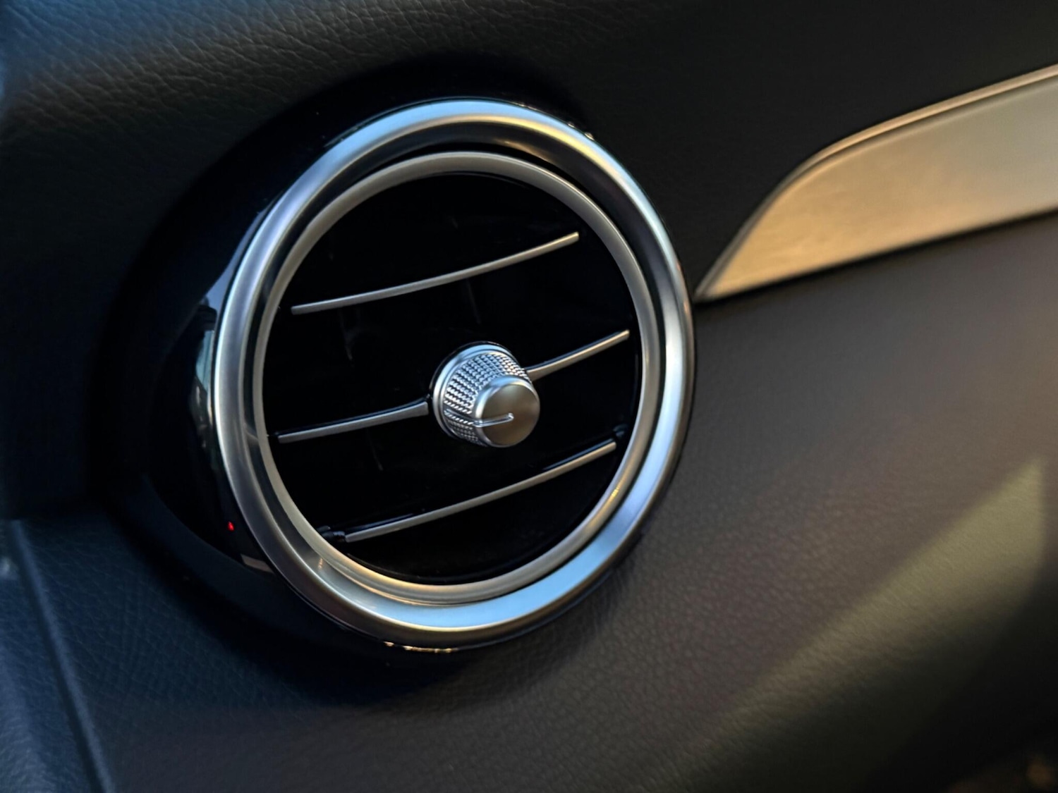 Used Mercedes-Benz C Class 2016 for sale - 77226534: Photo 51