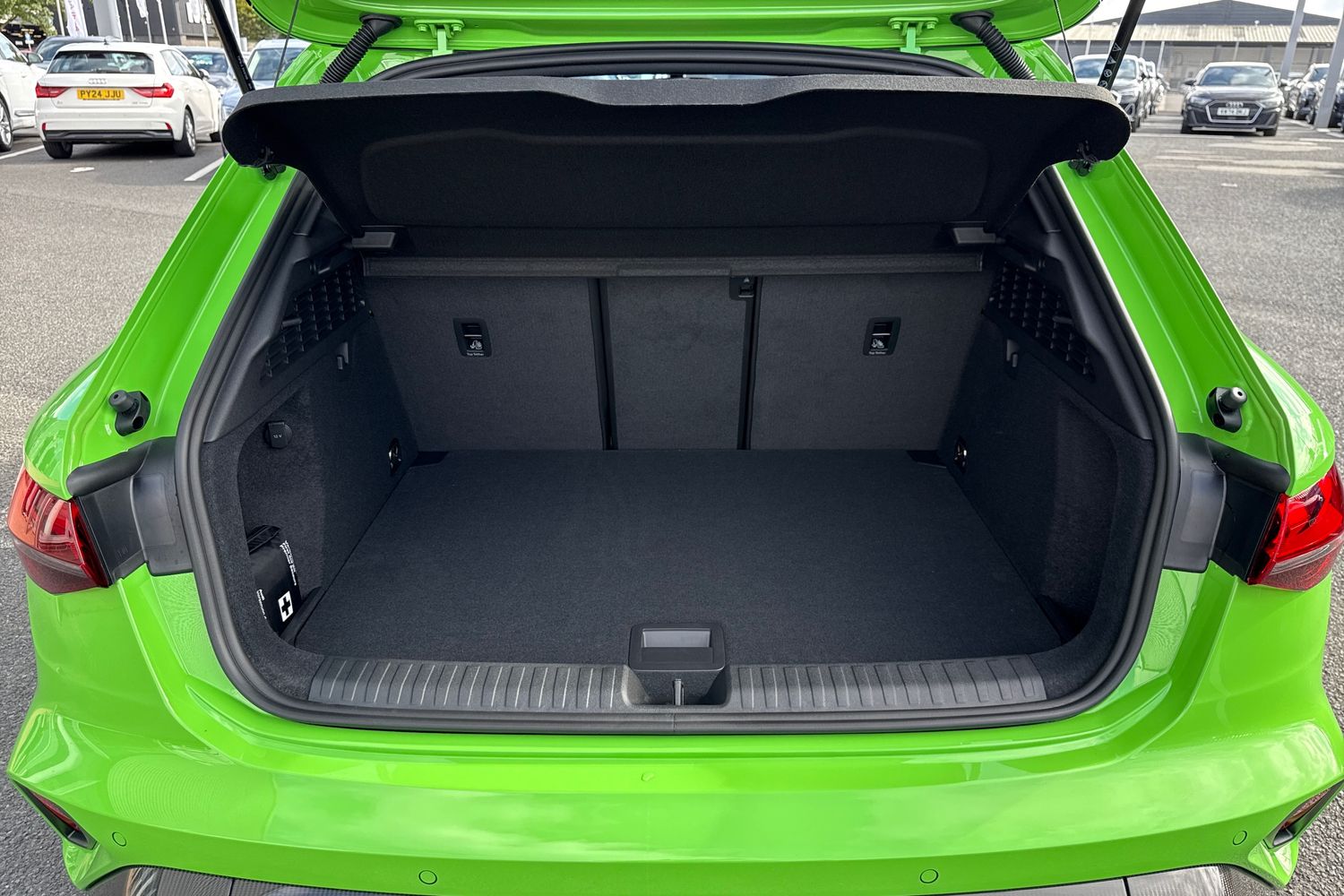 Used Audi RS3 2026 for sale - 78029353: Photo 6