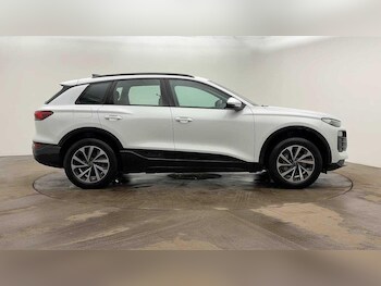 Used Audi Q6 e-tron 2024 for sale - 77226502: Photo