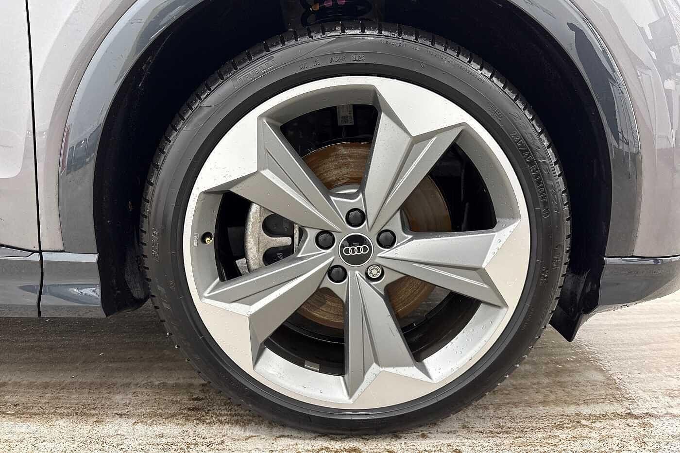 Used Audi Q4 e-tron 2025 for sale - 77733619: Photo 6