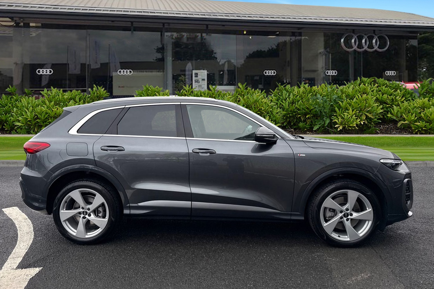 Used Audi Q5 2025 for sale - 77211496: Photo 3