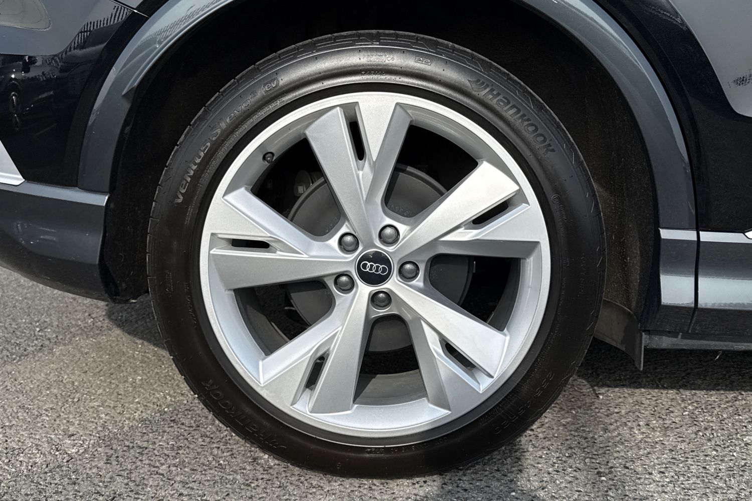 Used Audi Q4 e-tron 2025 for sale - 77981858: Photo 11