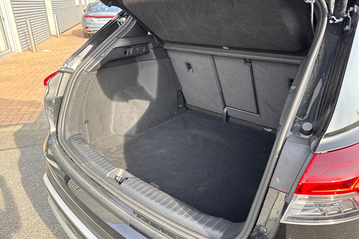 Used Audi Q4 e-tron 2025 for sale - 77981858: Photo 35