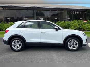 Used Audi Q3 2023 for sale - 79392748: Photo