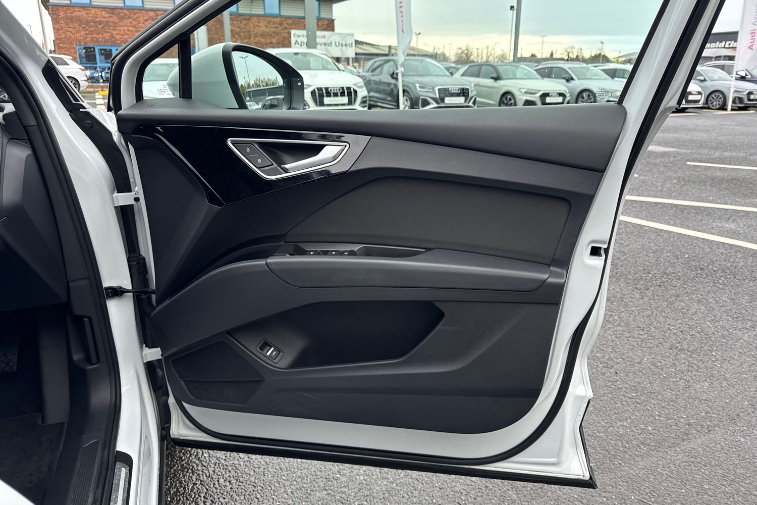 Used Audi Q4 e-tron 2022 for sale - 76576255: Photo 46