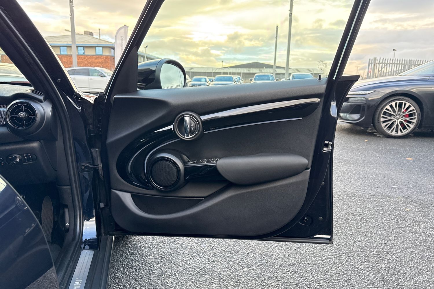 Used MINI Cooper 2022 for sale - 76670320: Photo 46