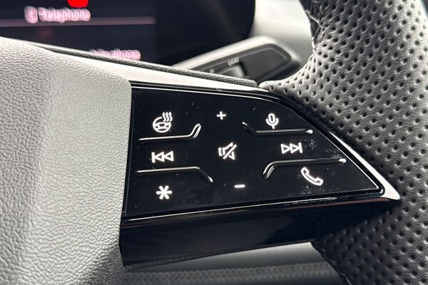 Used Audi Q6 e-tron 2025 for sale - 76224702: Photo 43