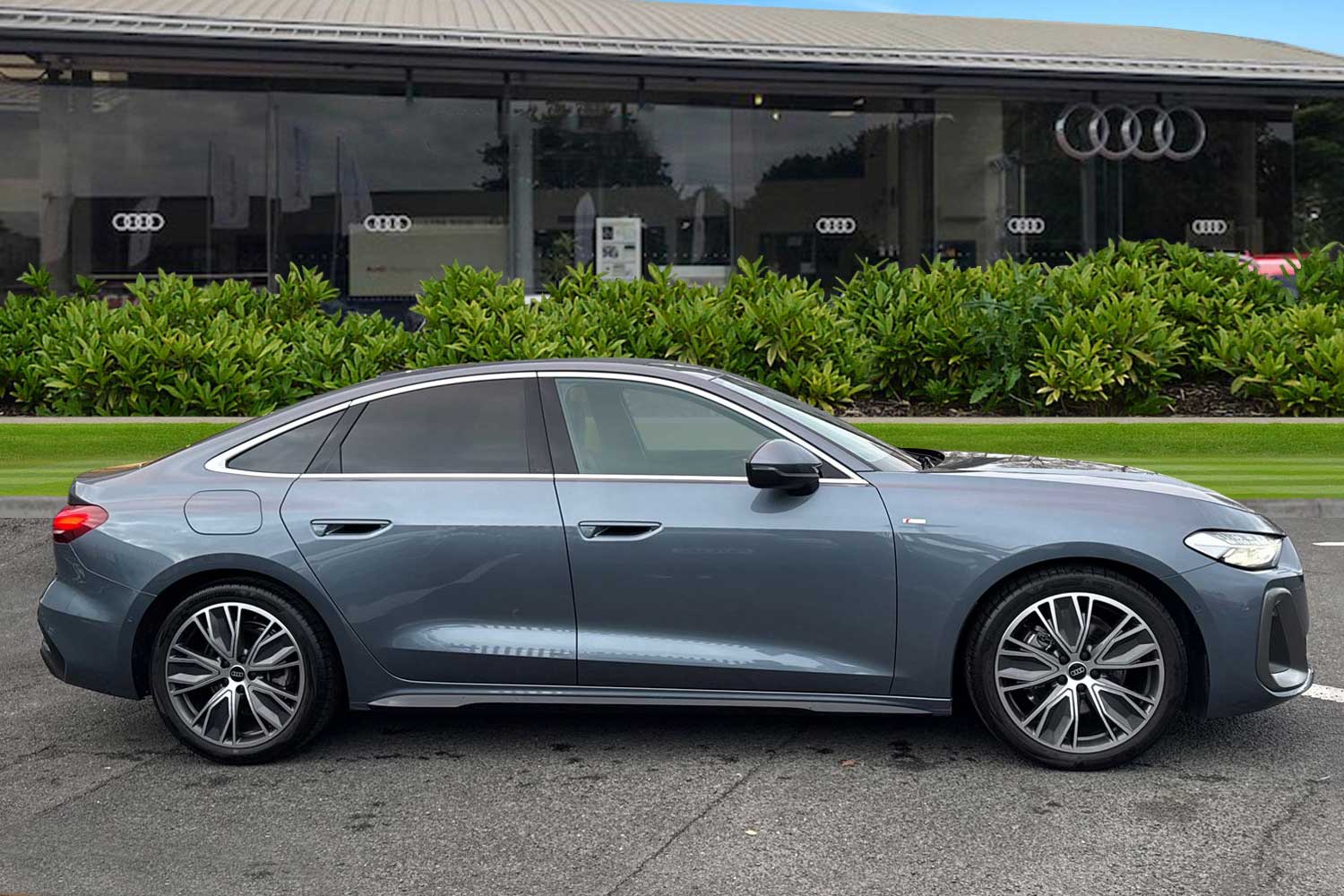 Used Audi A5 2025 for sale - 77368384: Photo 3