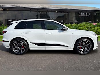 Used Audi Q6 e-tron 2025 for sale - 76224605: Photo 3