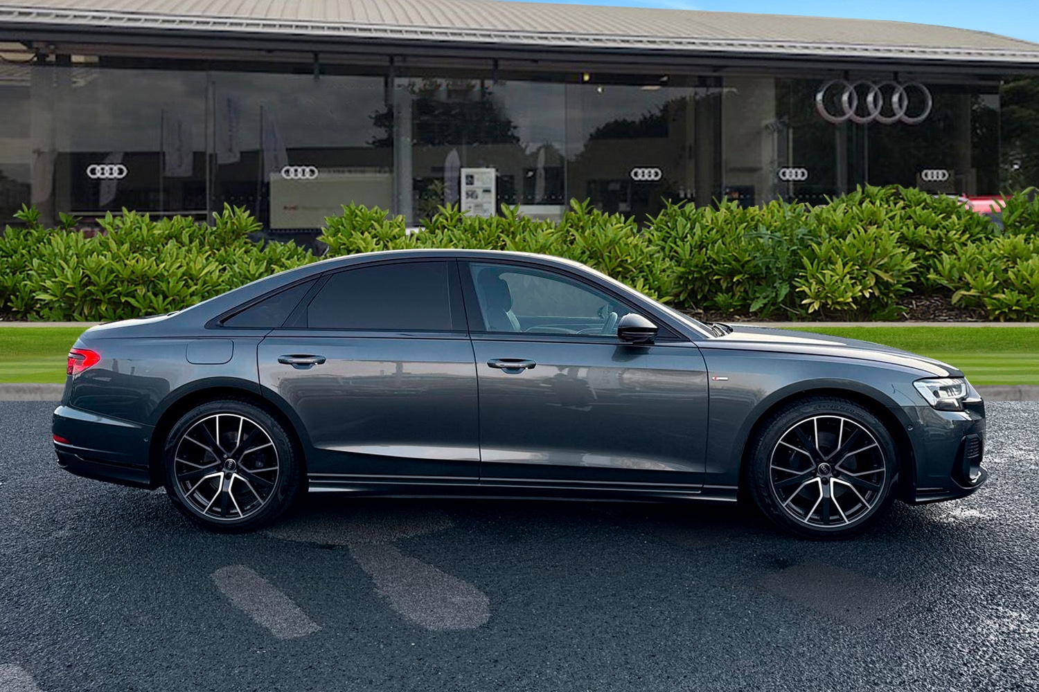 Used Audi A8 2024 for sale - 76805247: Photo 3