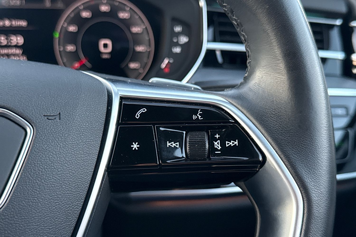 Used Audi A8 2024 for sale - 76805247: Photo 53