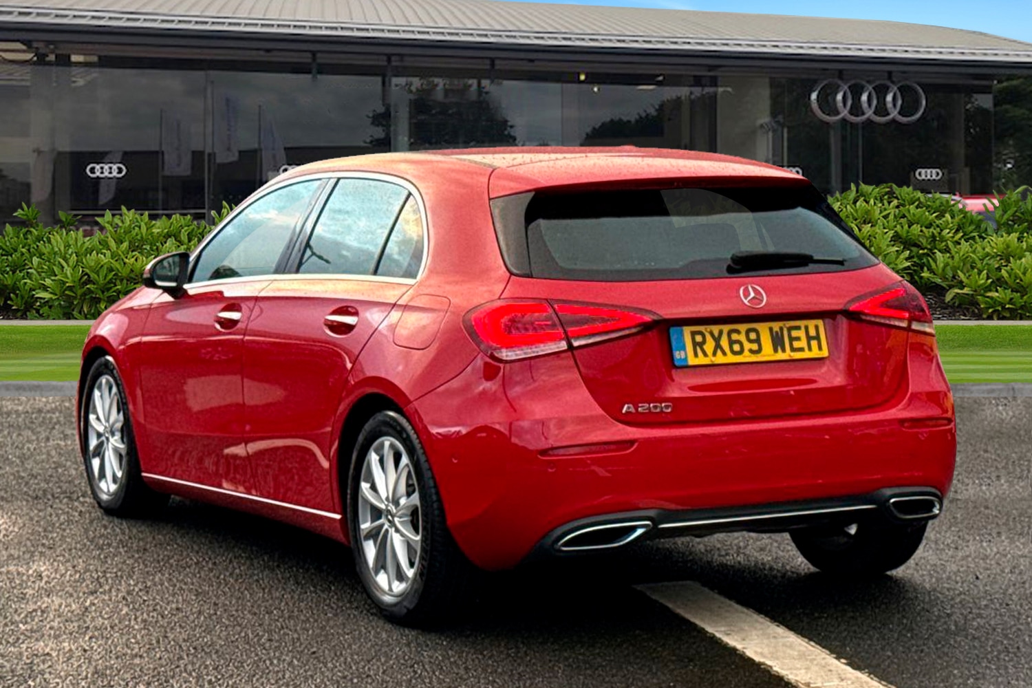 Used Mercedes-Benz A-Class 2019 for sale - 76750766: Photo 2