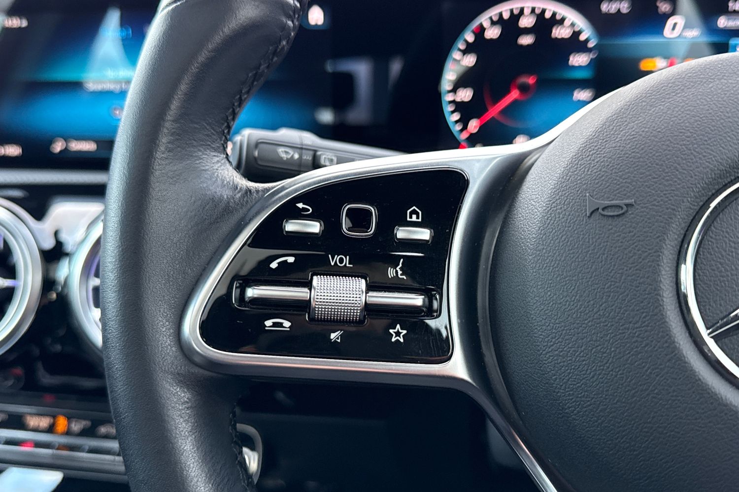 Used Mercedes-Benz A-Class 2019 for sale - 76750766: Photo 48